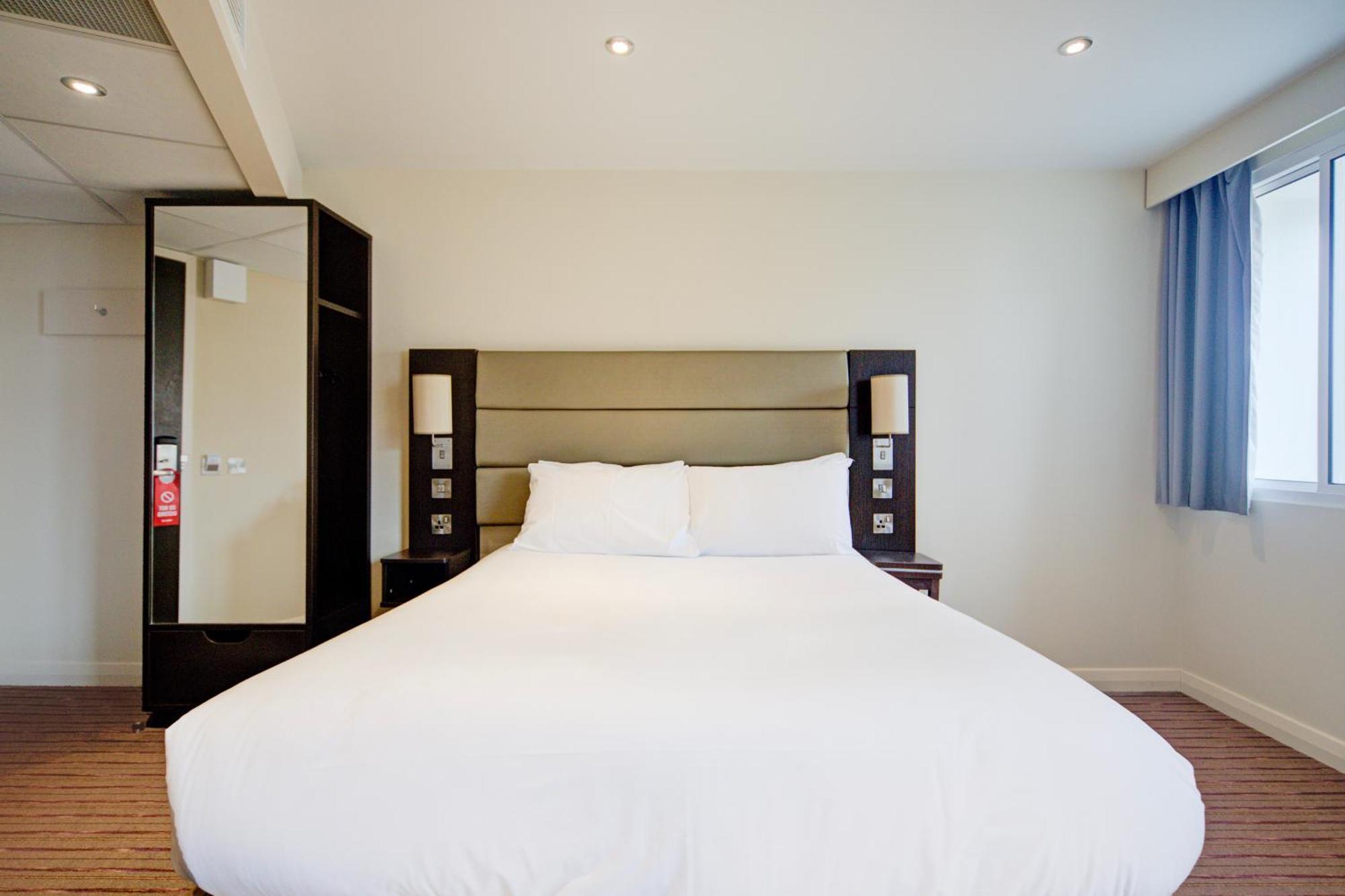 Belvilla Newport City Centre Hotel - Lifestyle Eksteriør billede